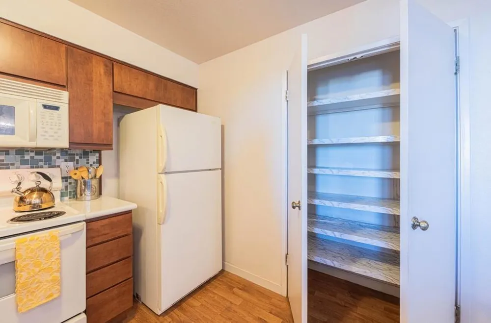 585 Hawthorne Street #103 Monterey, CA 93940