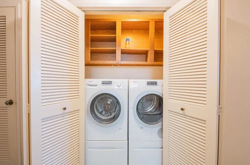 585 Hawthorne Street #103 Monterey, CA 93940