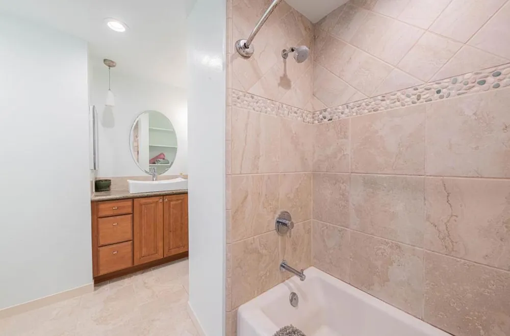 585 Hawthorne Street #103 Monterey, CA 93940