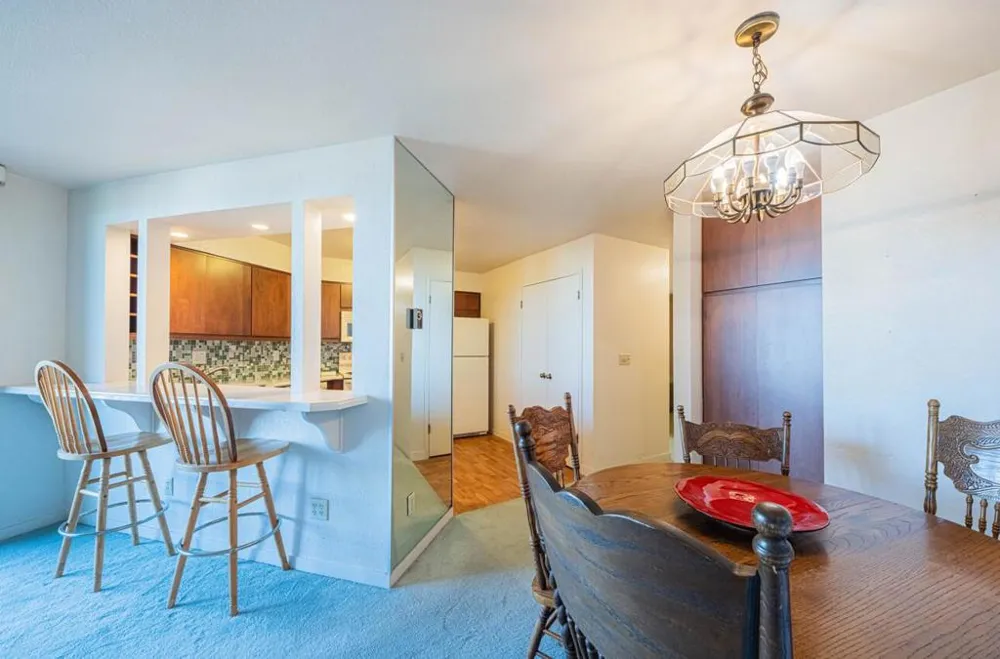 585 Hawthorne Street #103 Monterey, CA 93940
