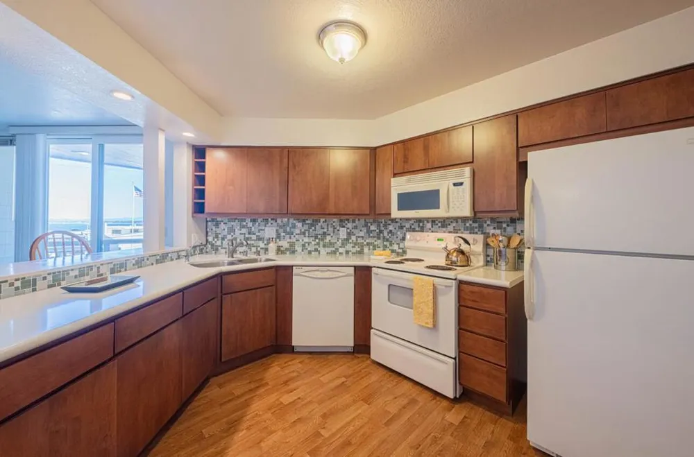 585 Hawthorne Street #103 Monterey, CA 93940