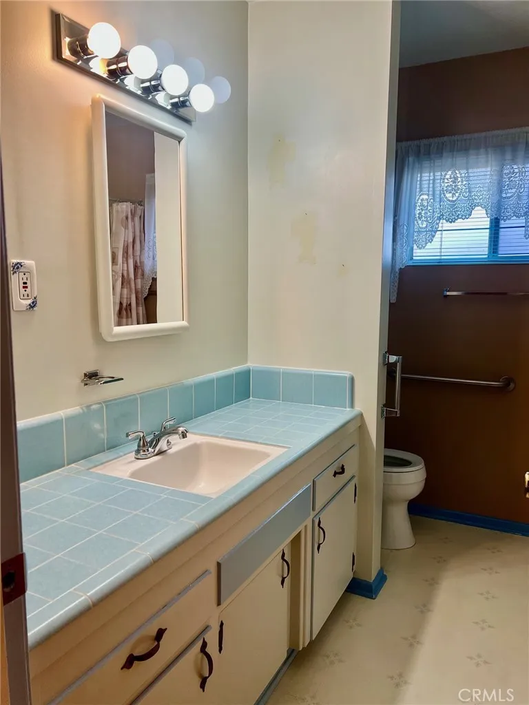 17375 Tullock Street Bloomington, CA 92316