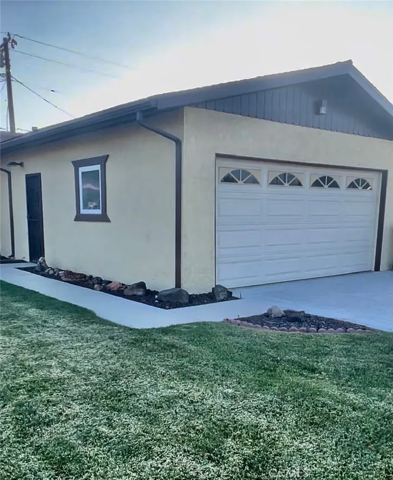 17375 Tullock Street Bloomington, CA 92316