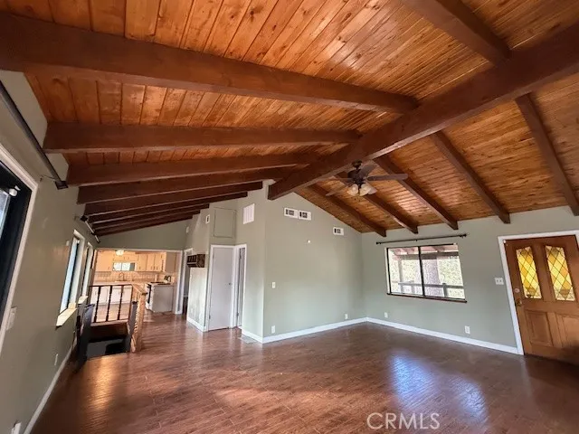 615 Ash Green Valley Lake, CA 92341