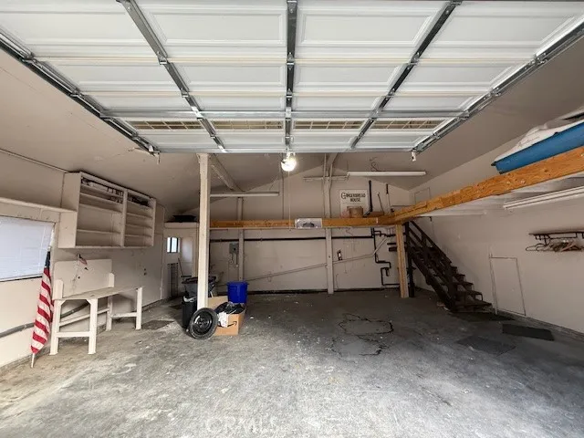 615 Ash Green Valley Lake, CA 92341