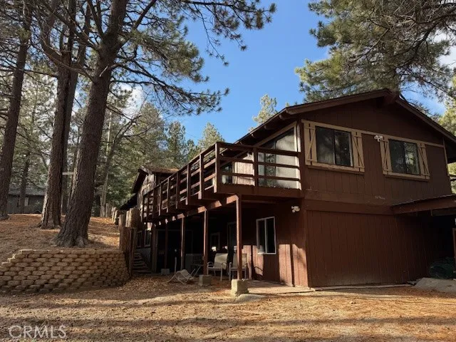 615 Ash Green Valley Lake, CA 92341