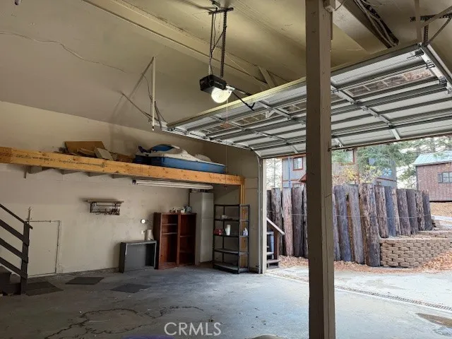 615 Ash Green Valley Lake, CA 92341