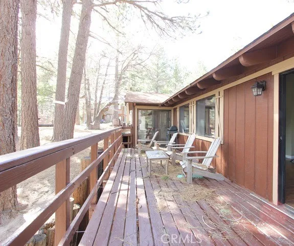 615 Ash Green Valley Lake, CA 92341
