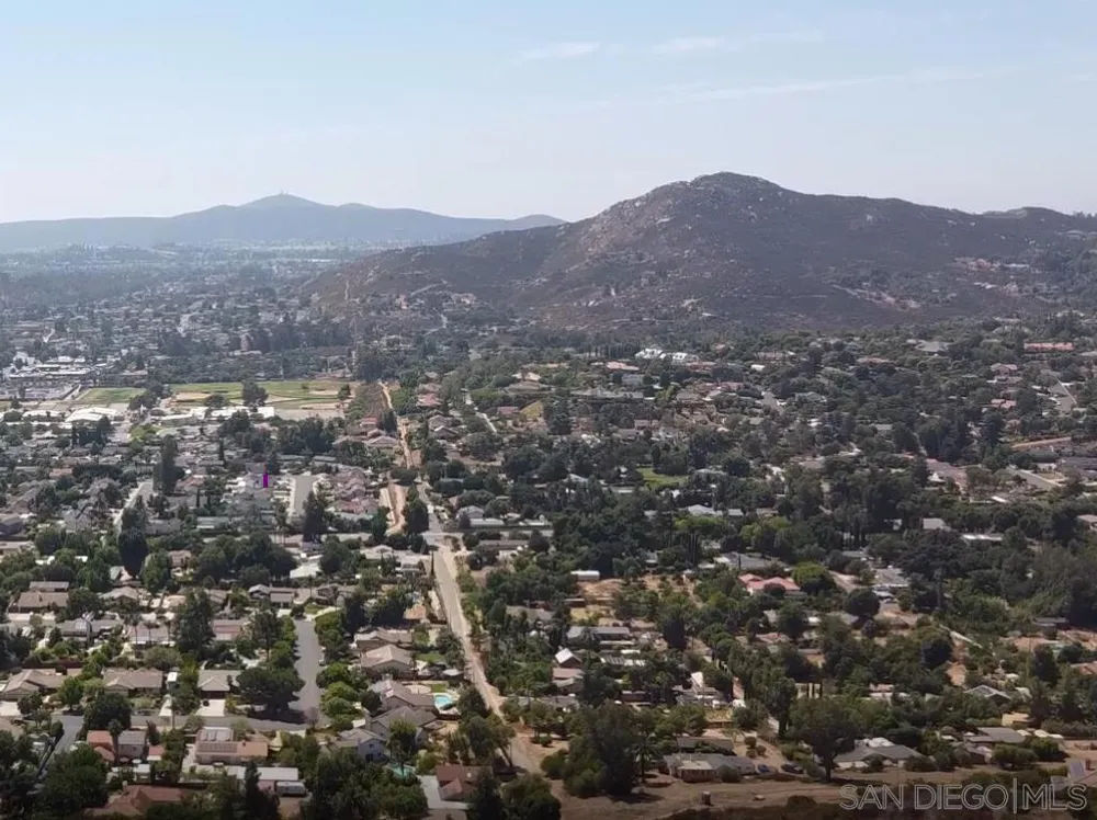 Carlson CT. 9 Poway, CA 92064