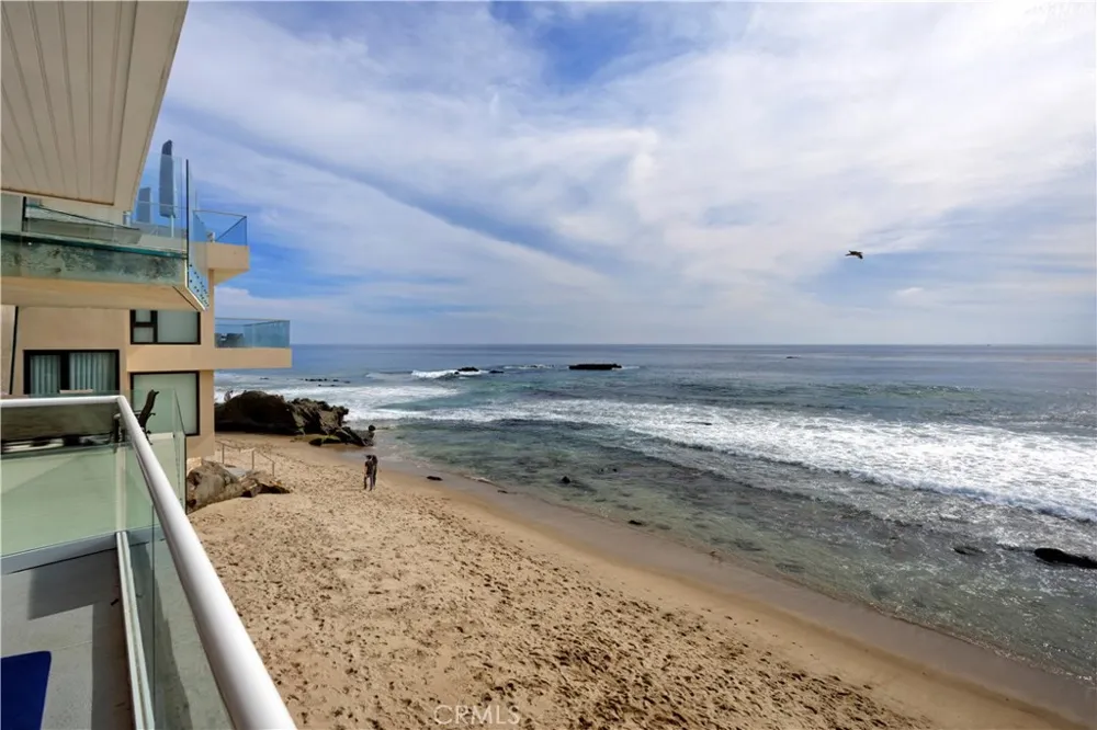 1249 Ocean Front #C Laguna Beach, CA 92651