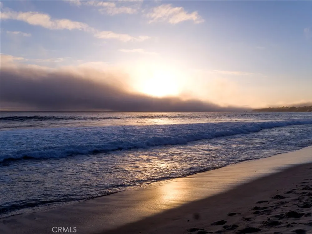 1249 Ocean Front #C Laguna Beach, CA 92651