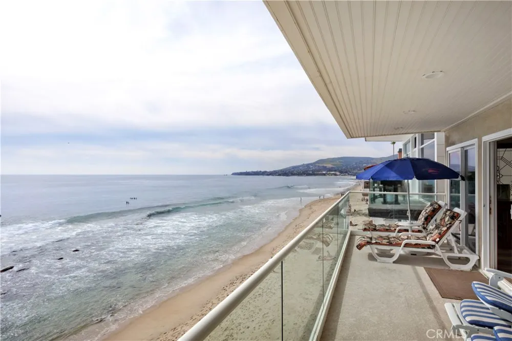 1249 Ocean Front #C Laguna Beach, CA 92651