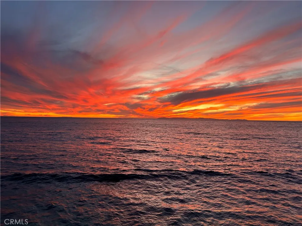 1249 Ocean Front #C Laguna Beach, CA 92651