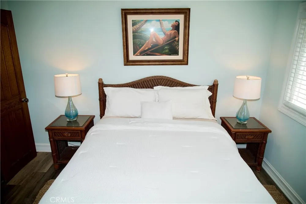 1249 Ocean Front #C Laguna Beach, CA 92651