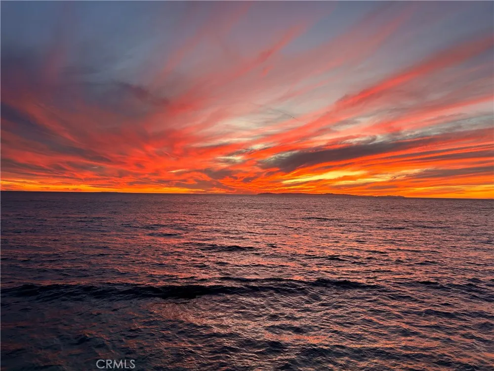 1249 Ocean Front #C Laguna Beach, CA 92651