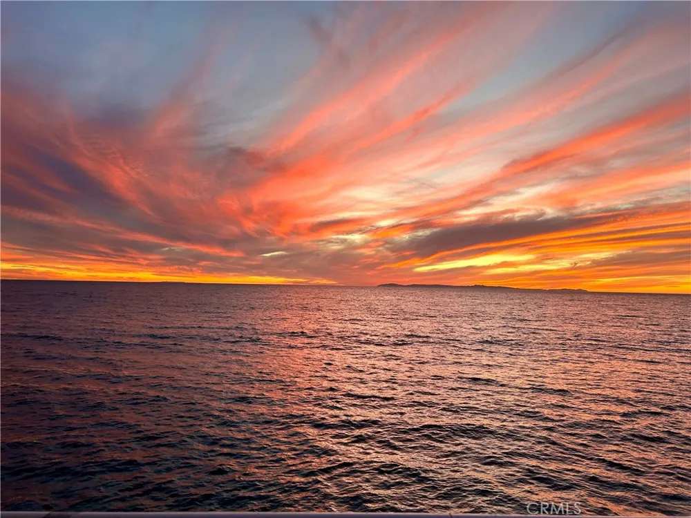 1249 Ocean Front #D Laguna Beach, CA 92651