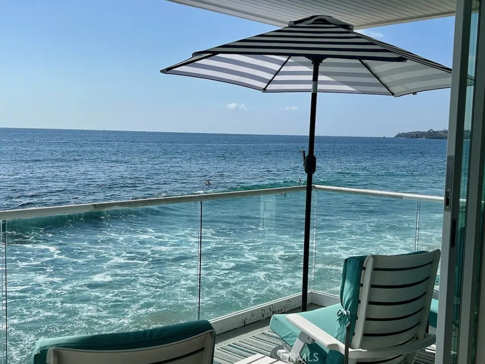 1249 Ocean Front #D Laguna Beach, CA 92651