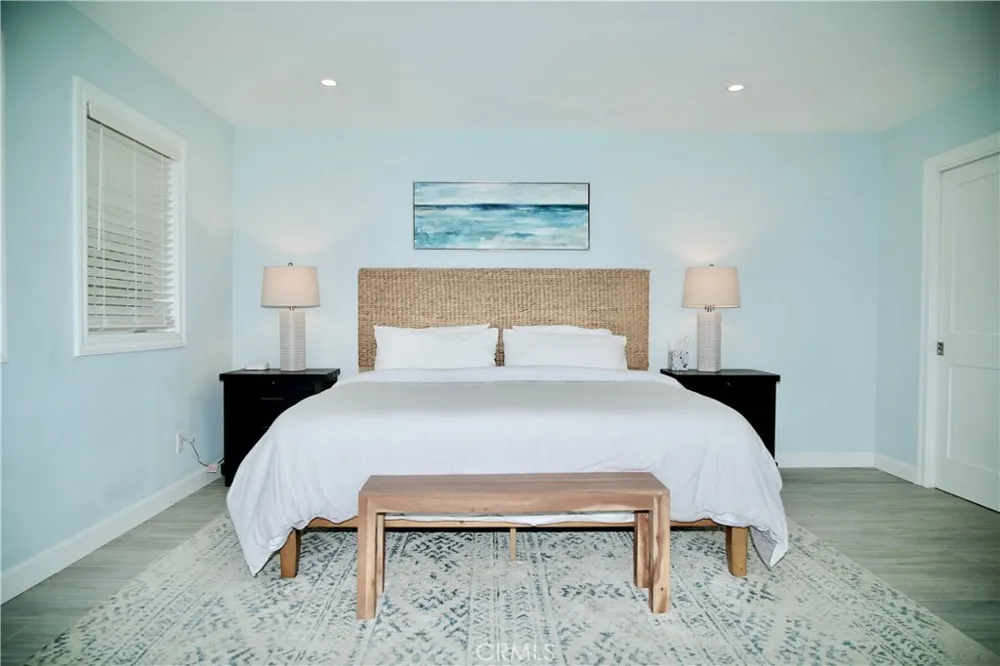 1249 Ocean Front #D Laguna Beach, CA 92651