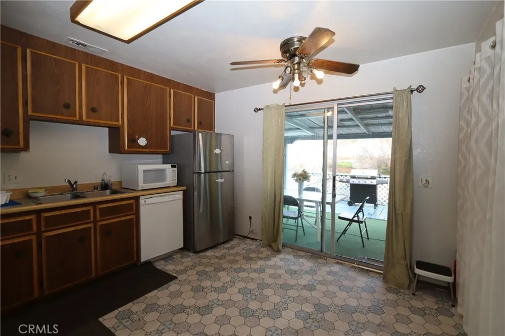 13418 Marina Village Clearlake Oaks, CA 95423