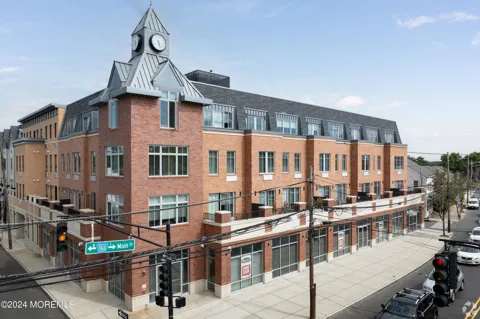 126 Main Street #403