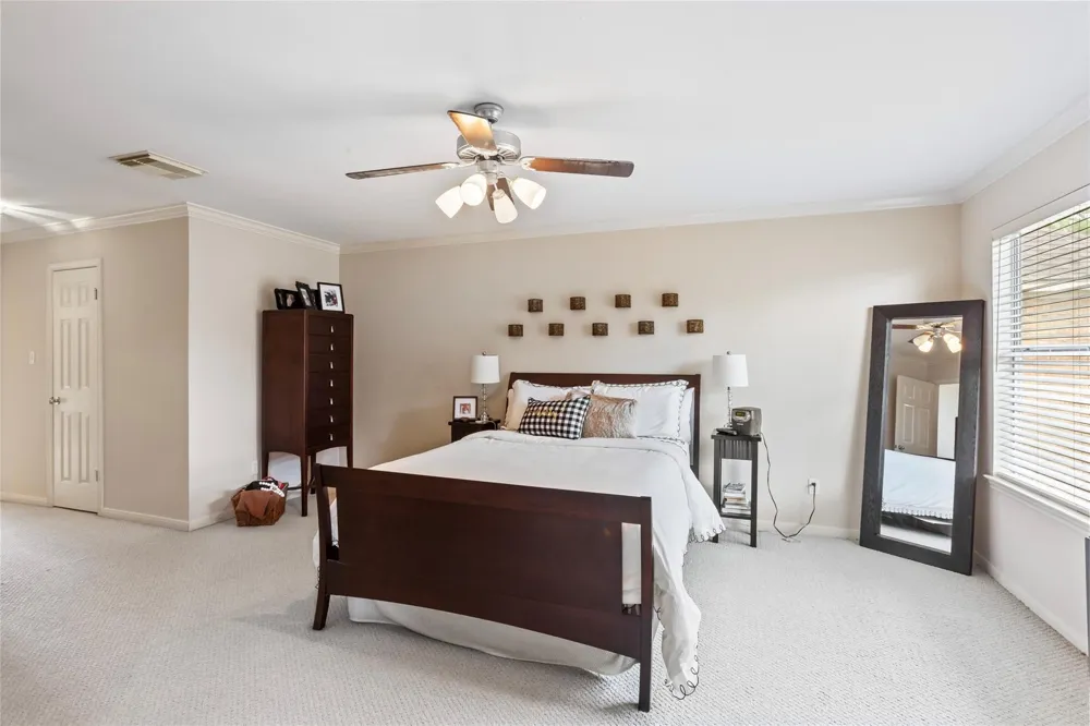2005 Crescent Shore Drive League City, TX 77573