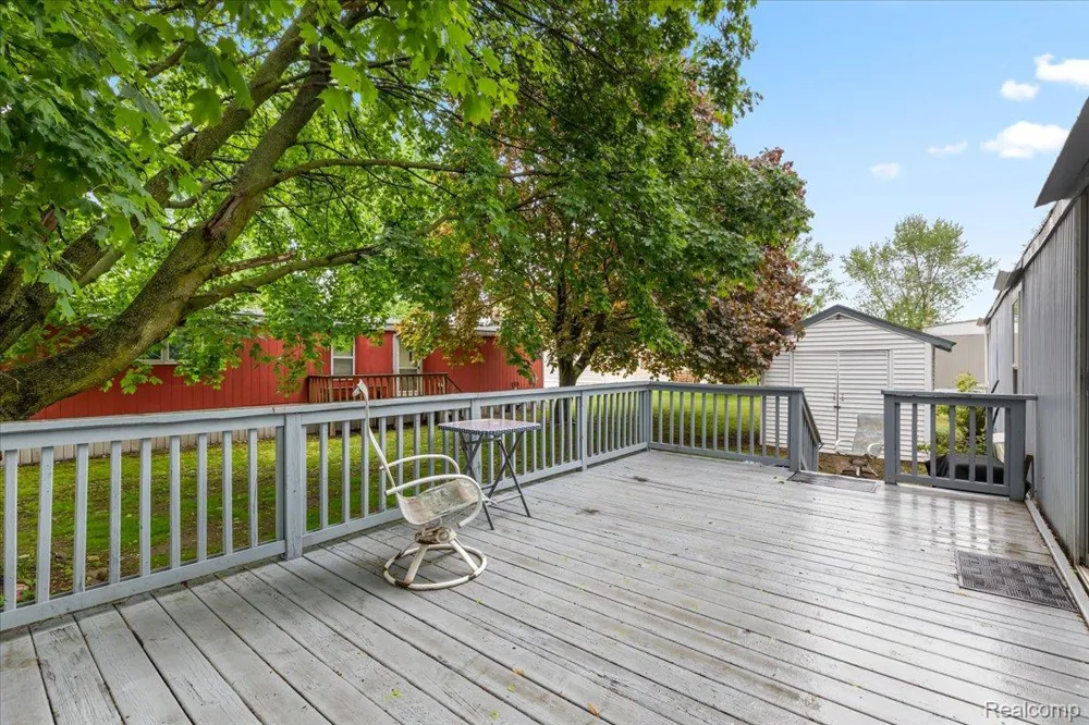 3723 Pinoak Street Brandon Charter Township, MI 48348