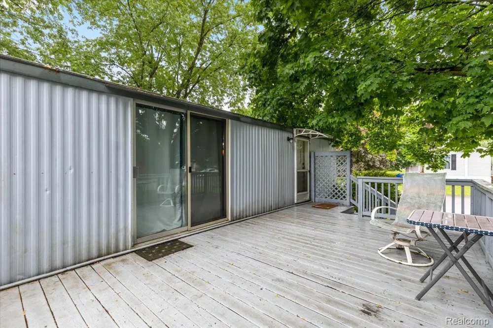 3723 Pinoak Street Brandon Charter Township, MI 48348