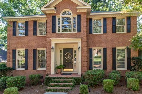 412 Hastings Place