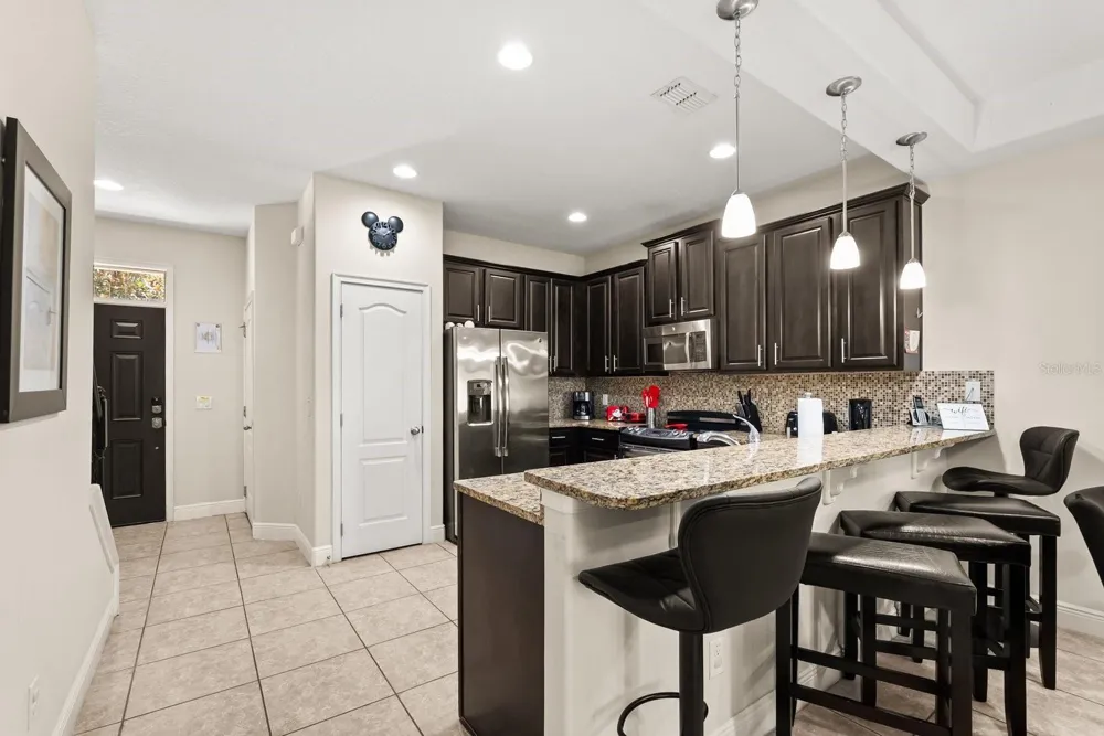 8193 ROSEVILLE BOULEVARD Davenport, FL 33896