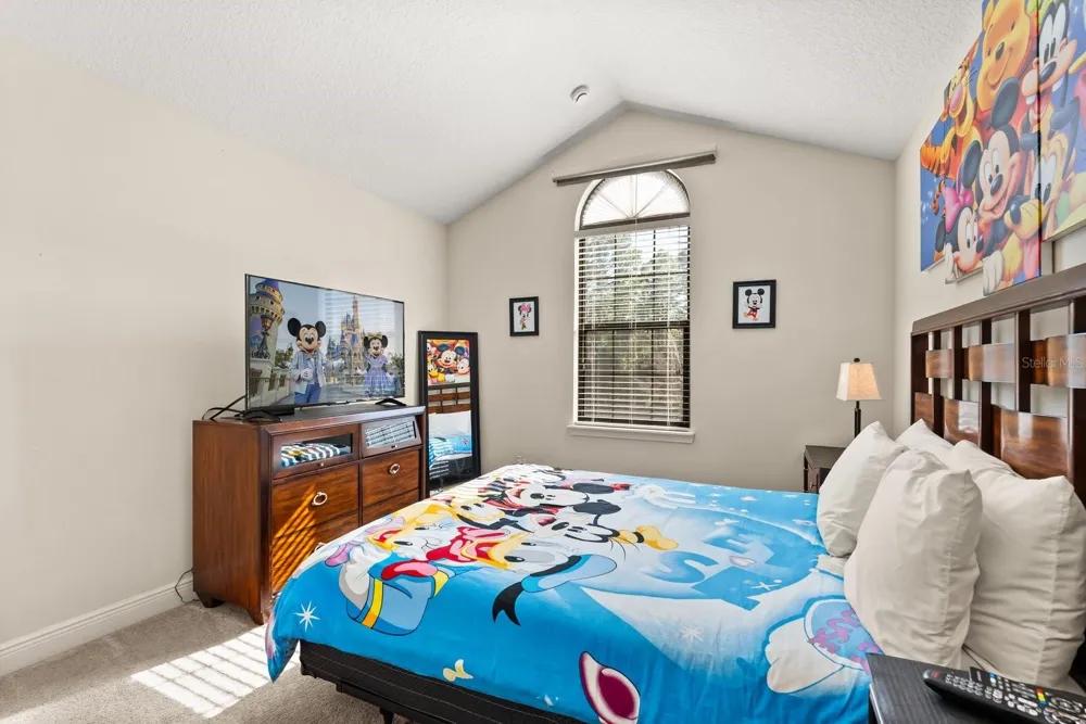 8193 ROSEVILLE BOULEVARD Davenport, FL 33896