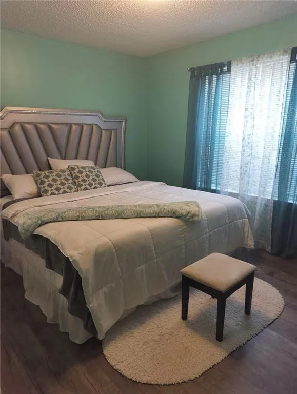 7567 Sugarcreek Drive Riverdale, GA 30296