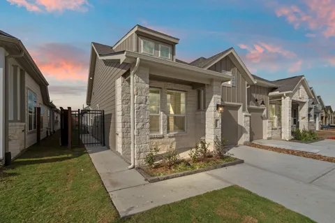 5243 Celestial Court