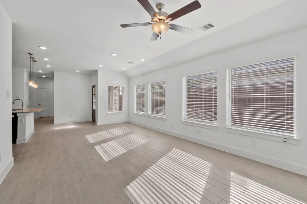 5243 Celestial Court Iowa Colony, TX 77583