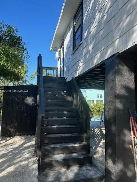 74 Pelican Ln Big Pine, FL 33043