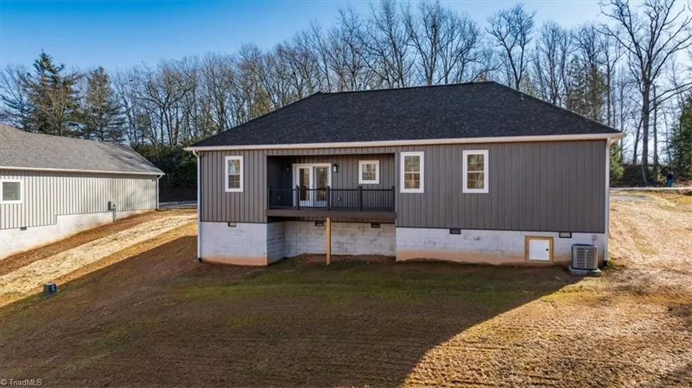 559 Memorial Park Drive Sparta, NC 28675