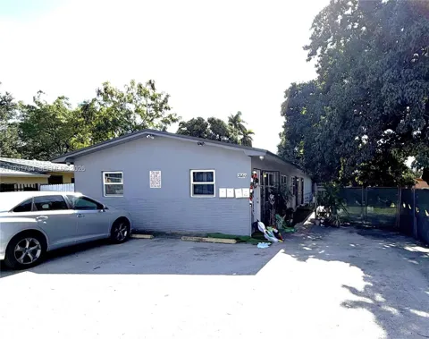 3160 NW 135th St