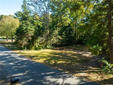 1039 Huntingdon Road