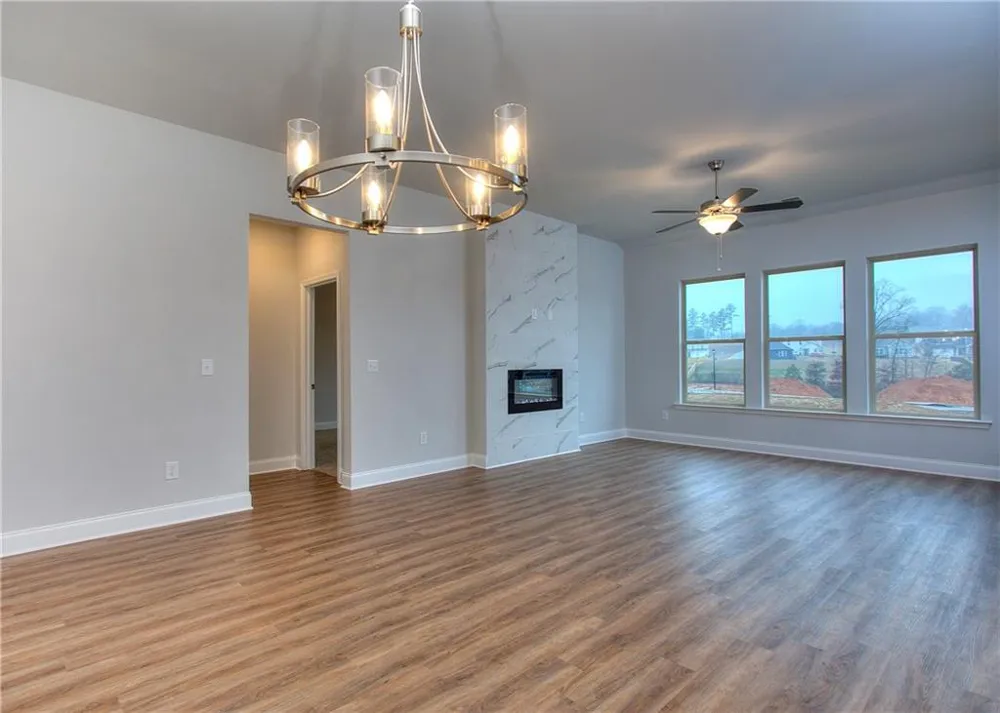 154 Classic Overlook Homer, GA 30547