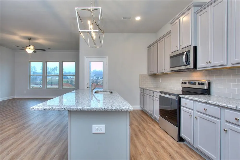 154 Classic Overlook Homer, GA 30547