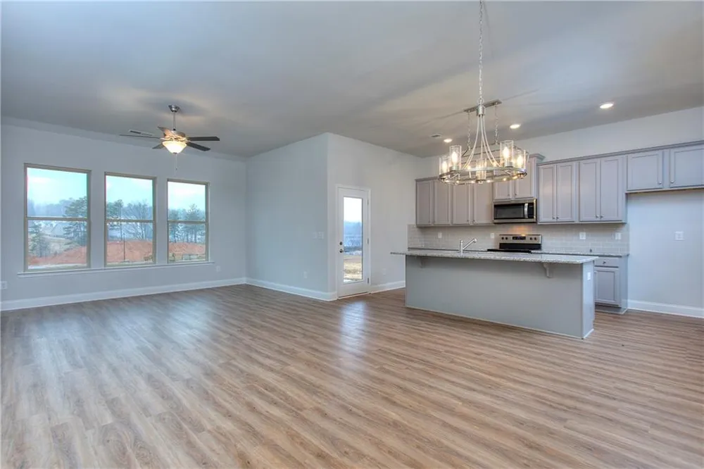 154 Classic Overlook Homer, GA 30547