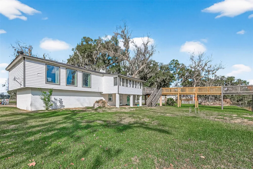 29927 County Road 25 Damon, TX 77430