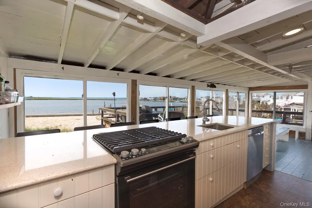 39 Point Road Westhampton Beach, NY 11978