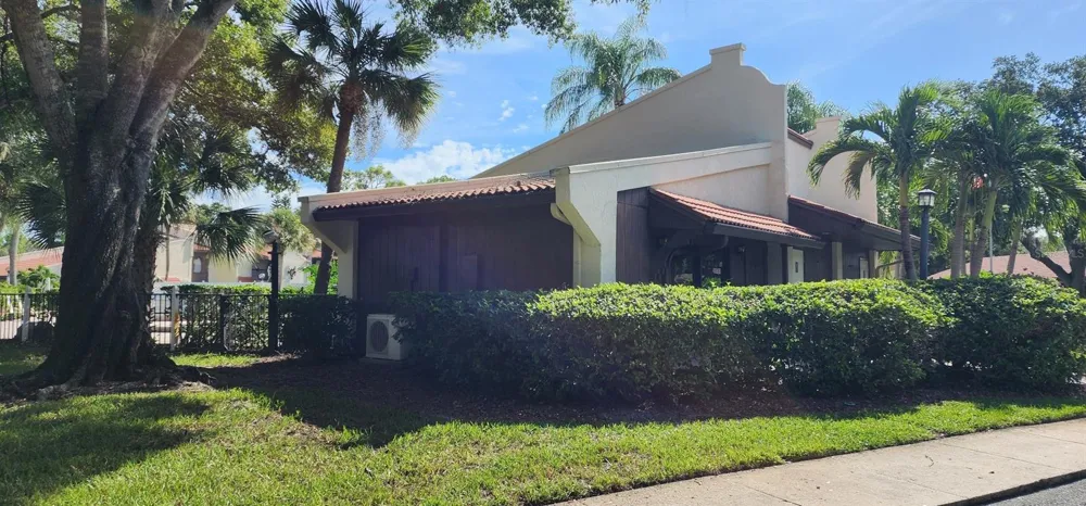 3476 TARPON WOODS BOULEVARD Palm Harbor, FL 34685