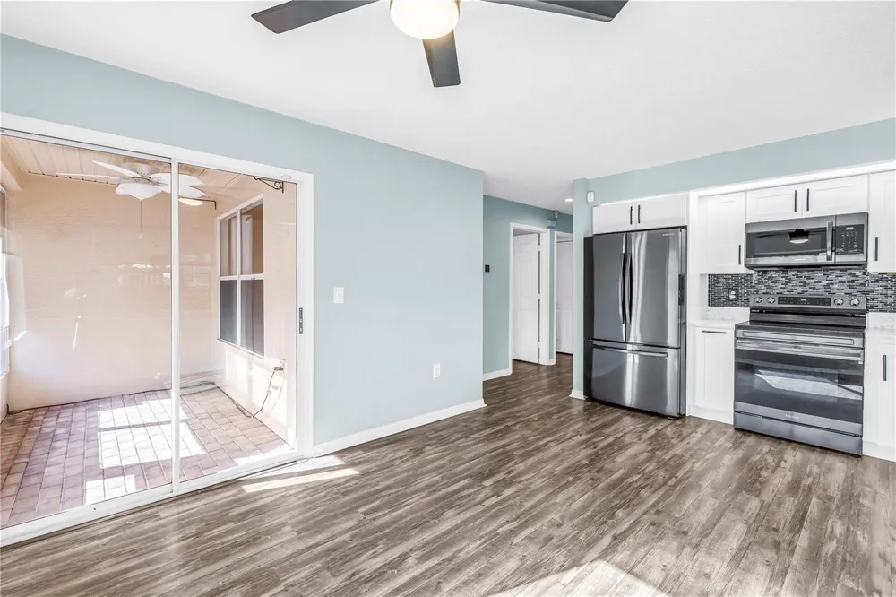 9049 ANTIGUA DRIVE Seminole, FL 33777