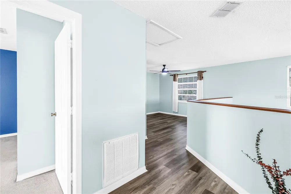 9049 ANTIGUA DRIVE Seminole, FL 33777