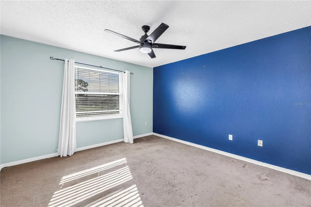 9049 ANTIGUA DRIVE Seminole, FL 33777