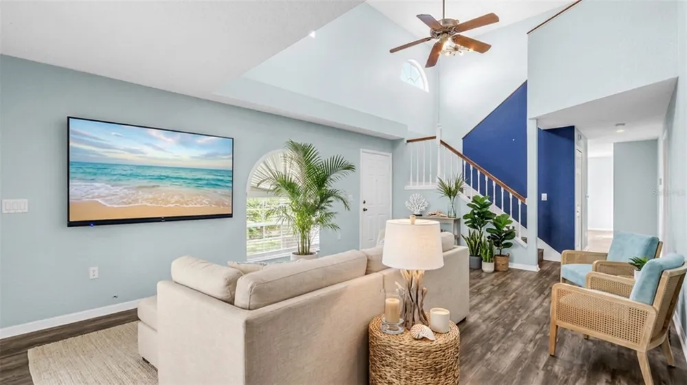 9049 ANTIGUA DRIVE Seminole, FL 33777