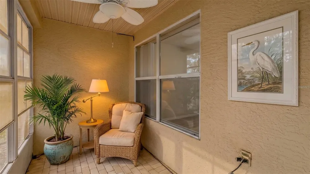 9049 ANTIGUA DRIVE Seminole, FL 33777