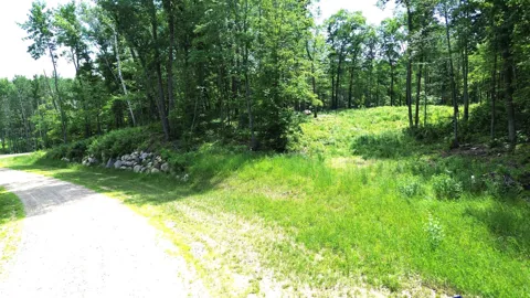 480 Ridgeway Lane