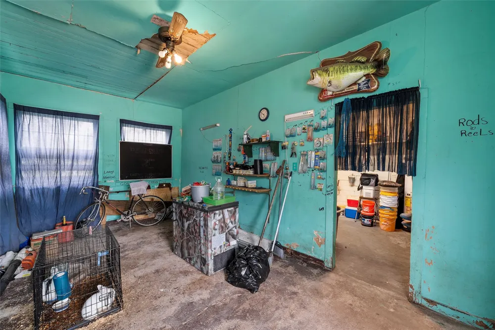 416 Capps Street Marlin, TX 76661